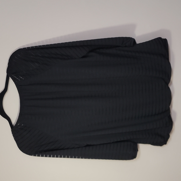 Alyx Top - Picture 2 of 5